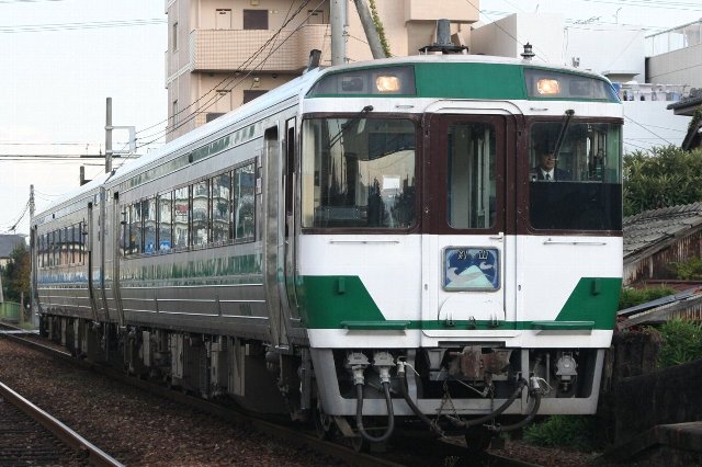 �L�n�P�W�T